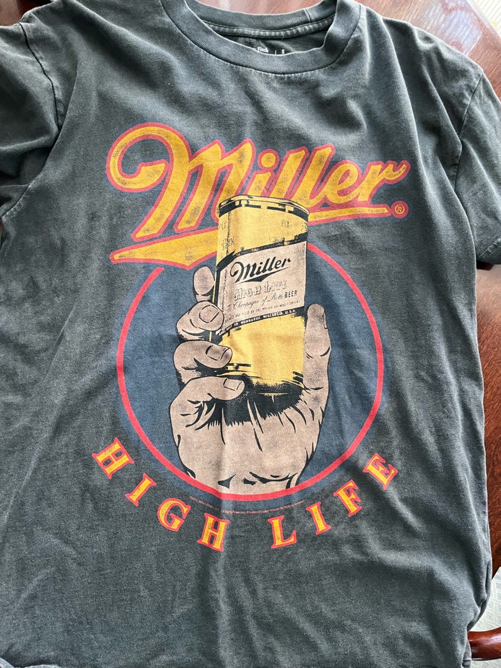 A&F graphic tee
